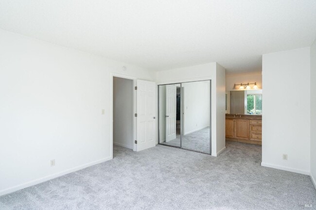 Building Photo - 4248 Leafwood Cir E