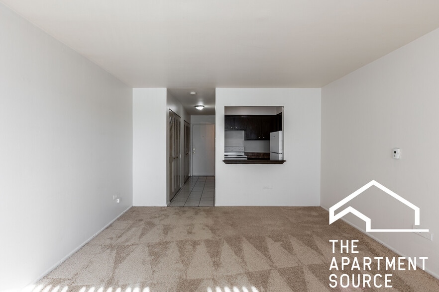 Building Photo - 7308 W North Ave