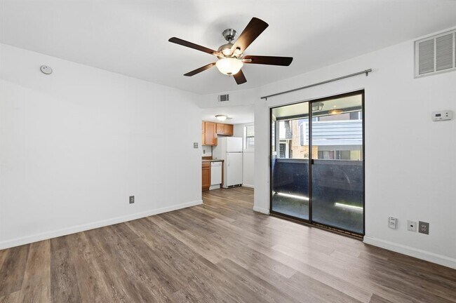 Building Photo - 2500 Burleson Rd