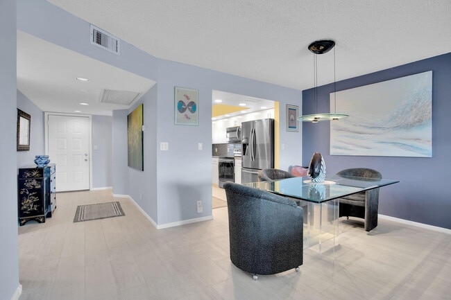 Building Photo - 1702 Andros Isle