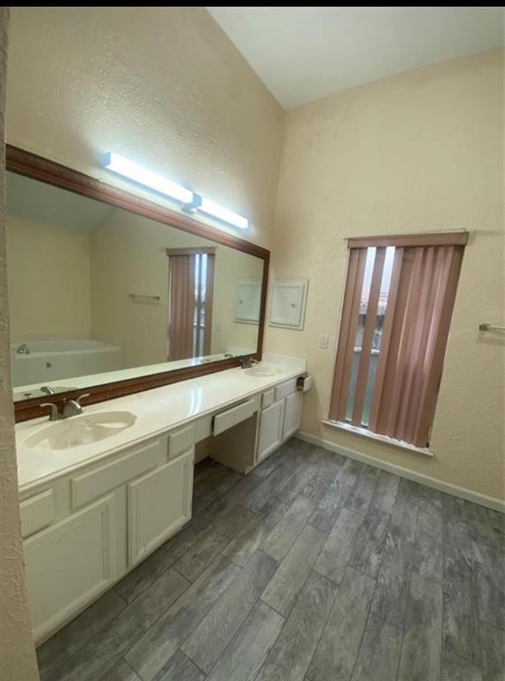 Building Photo - 13206 Terralyn Way