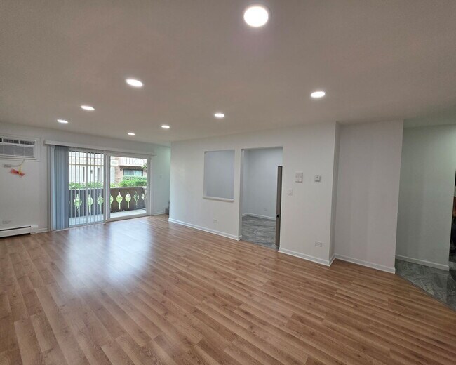 Building Photo - 6 Parkside Ct