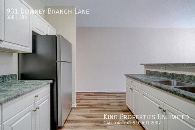Building Photo - 931 Downey Branch Ln