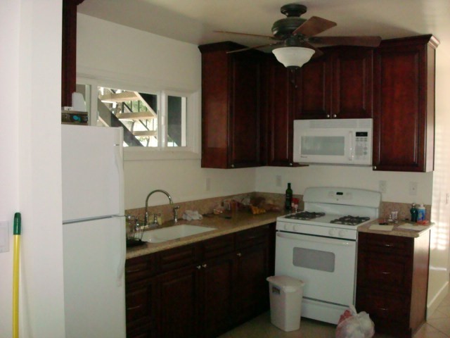 KItchen - 4228 Ince Blvd