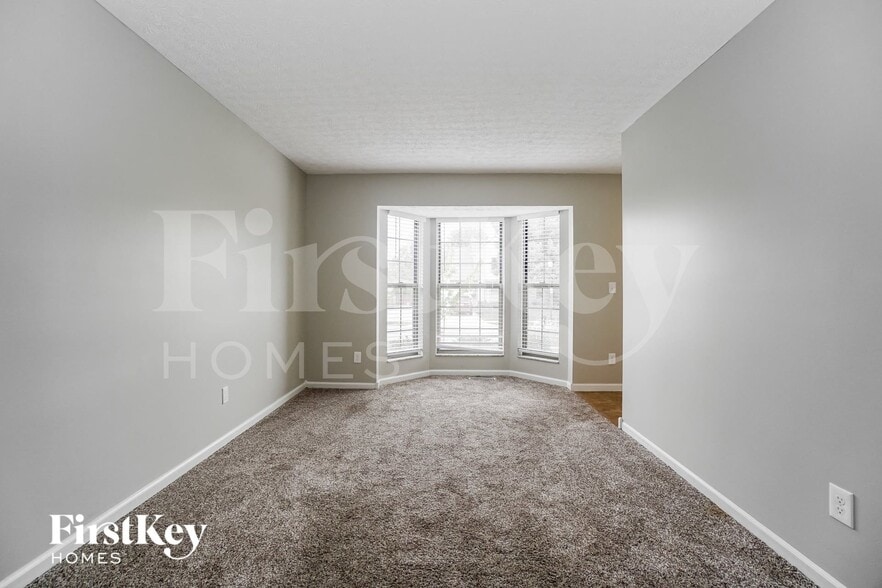 Building Photo - 5947 Heritage Farms Dr
