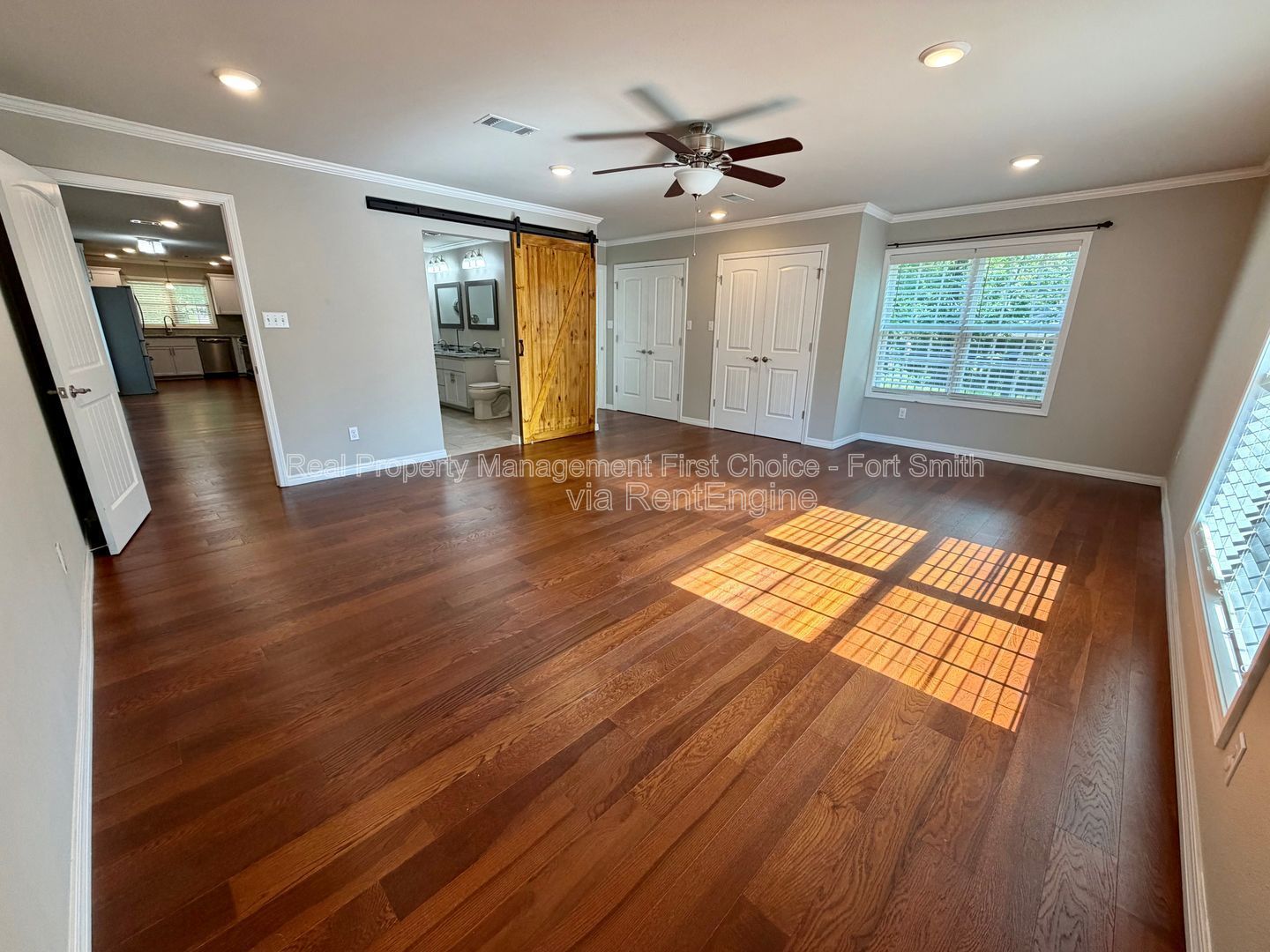 Building Photo - 2120 Garner Ln