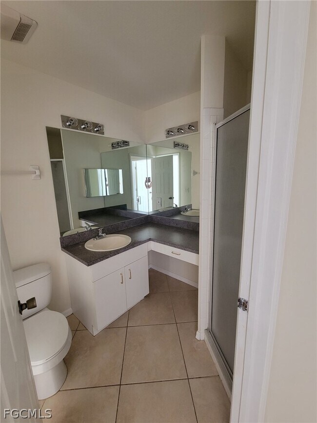 Building Photo - 3733 Kitty Hawk Dr