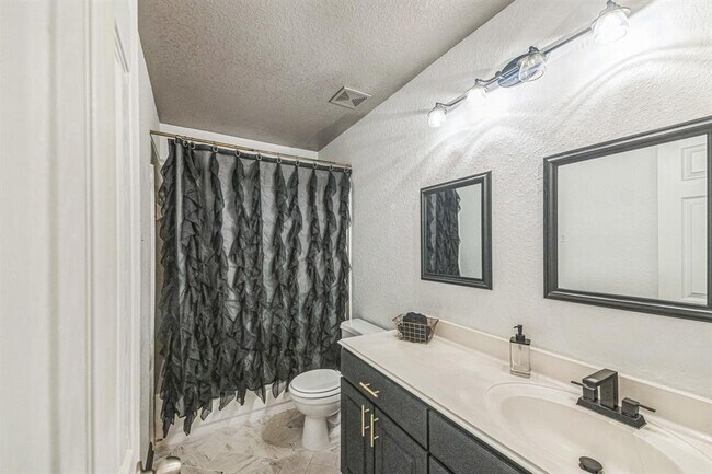 Building Photo - 14807 Liberty Stone Ln
