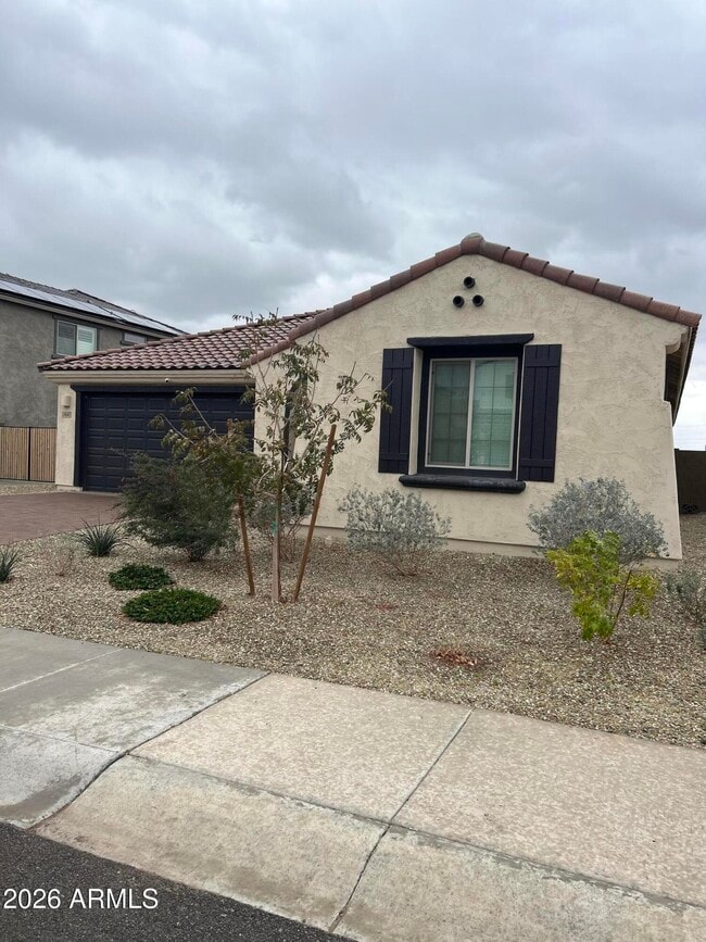 Building Photo - 24647 W Watkins St