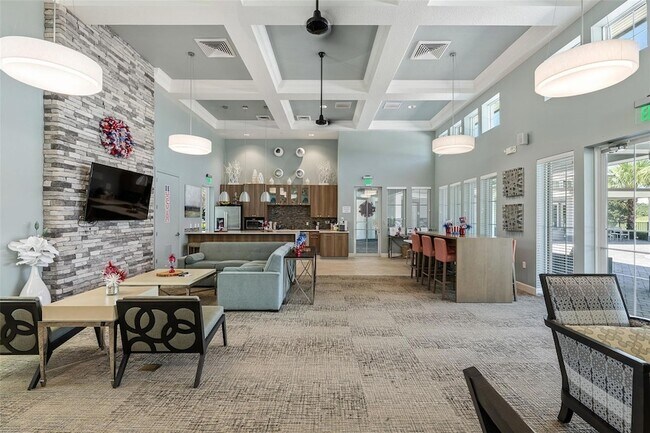 Building Photo - 3300 Sagebrush St