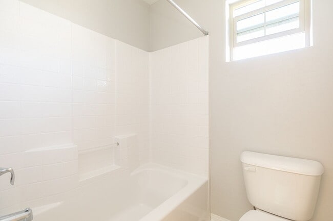 Building Photo - 6856 Pivot Point St