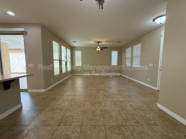 Building Photo - 9020 W Nicolet Ave