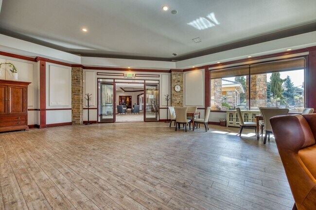 Building Photo - Fully Furnished Single Level Condo Resort LIving