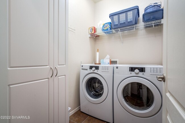 Building Photo - Unfurnished beauty in lovely Amante