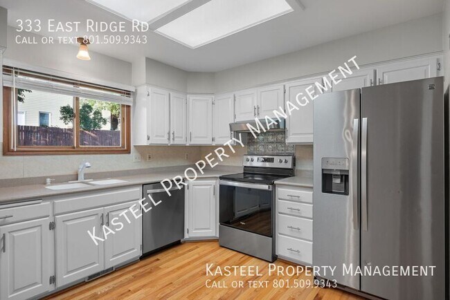 Building Photo - 333 E Ridge Rd