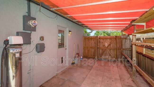 Building Photo - 3915 Allan Pl