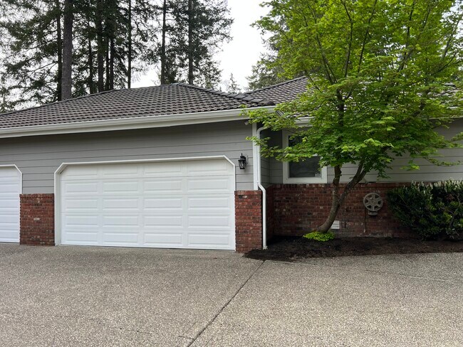 Building Photo - 6982 Marymac Dr SW