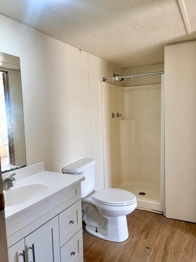 Building Photo - 150 Private Road 1610