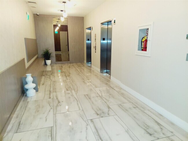 Building Photo - 100 N Federal Hwy