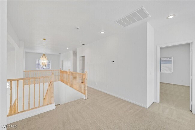 Building Photo - 8845 Zurich Ct