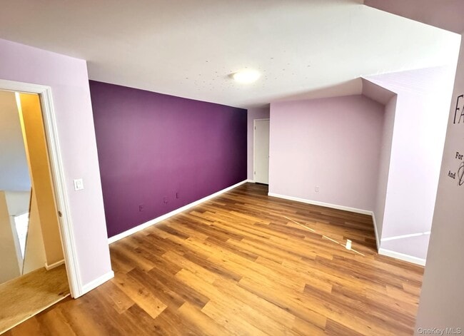 Building Photo - 199 Ramapo Rd