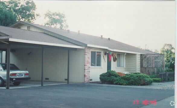 Primary Photo - 18823-18825 Beatrice Dr