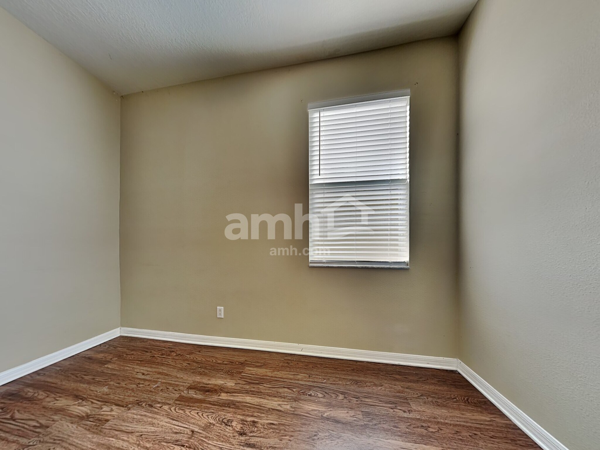 Building Photo - 8011 Terrace Arbor Ct