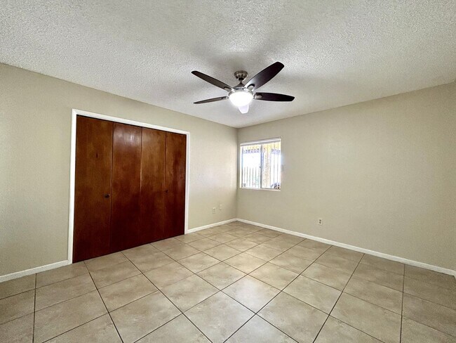 Building Photo - AVAILABLE NOW!!! !! UNFURNISHED 3 Bedroom 2 Bath Pool Home in Desert Hot Springs!