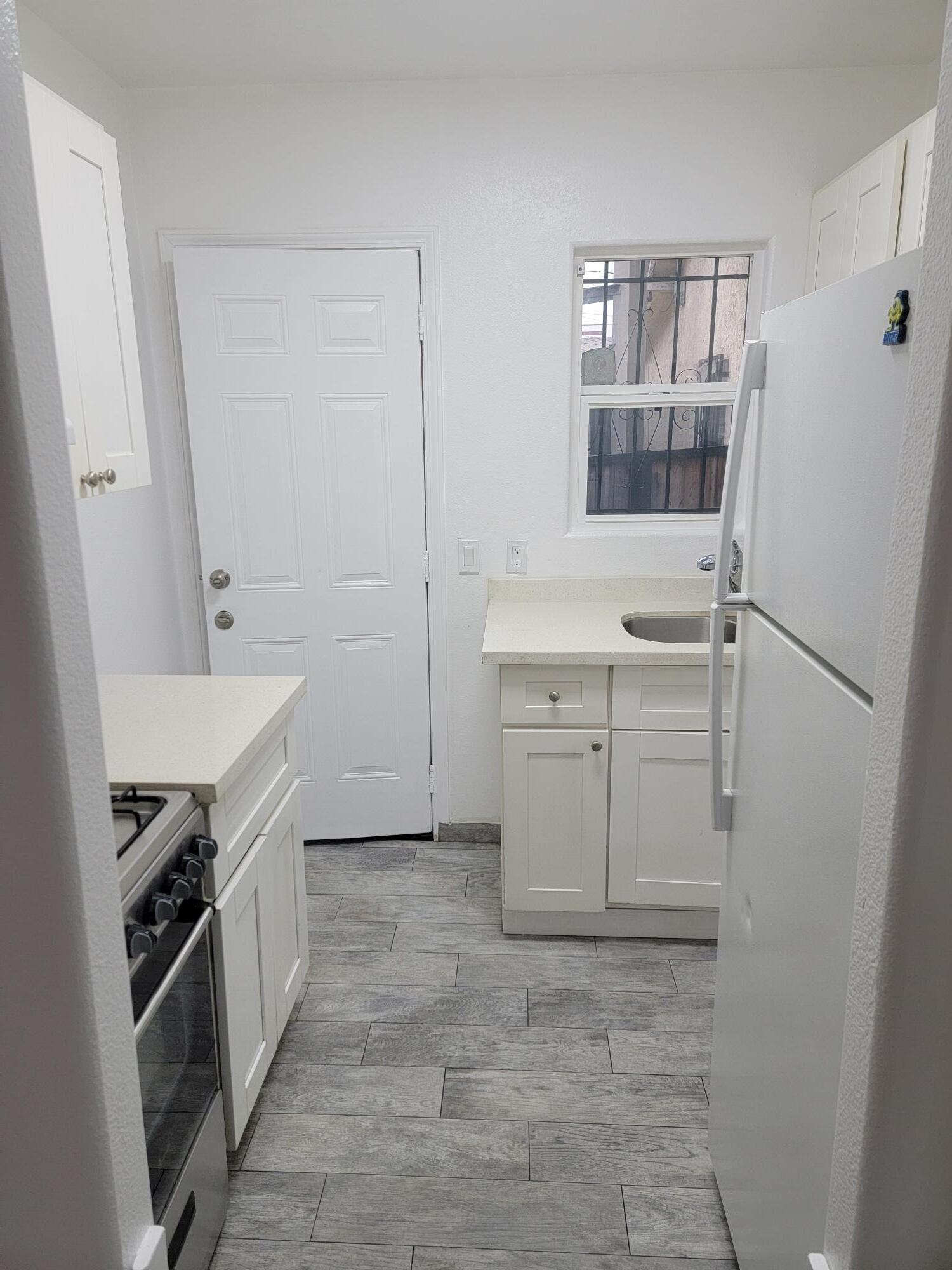 Kitchen - 1929 Vesta St