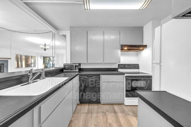 Building Photo - 29 Ocean Pines Ln