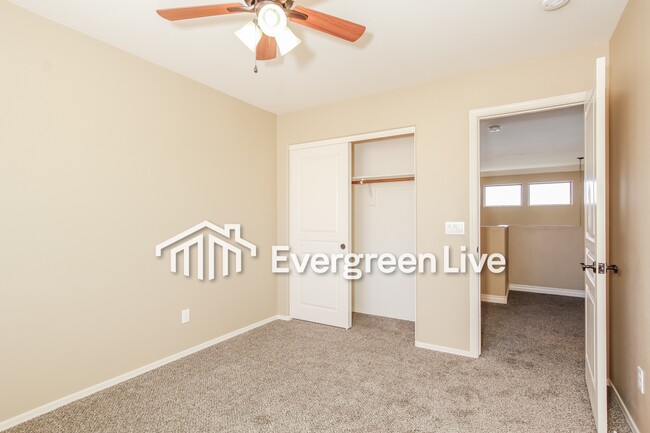 Building Photo - 8032 W Preston Ln