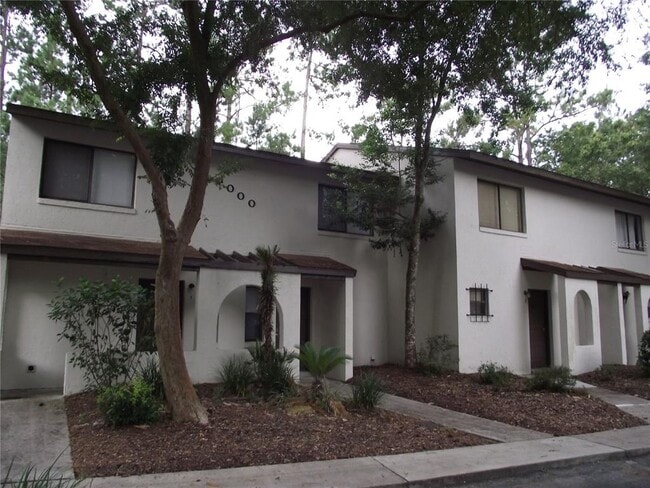 Building Photo - 2635 SW 35th Pl