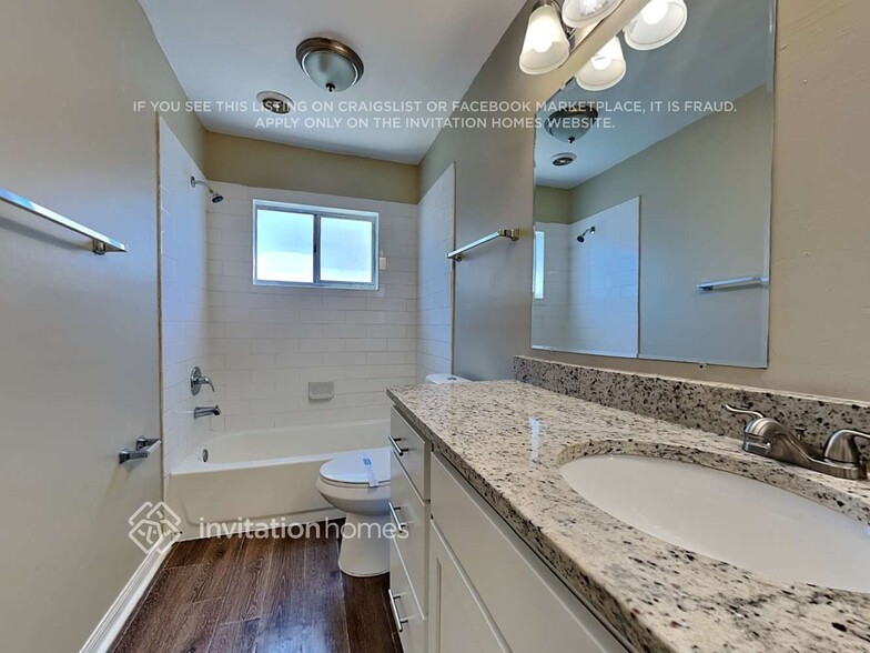 Building Photo - 1210 Tuxford Dr