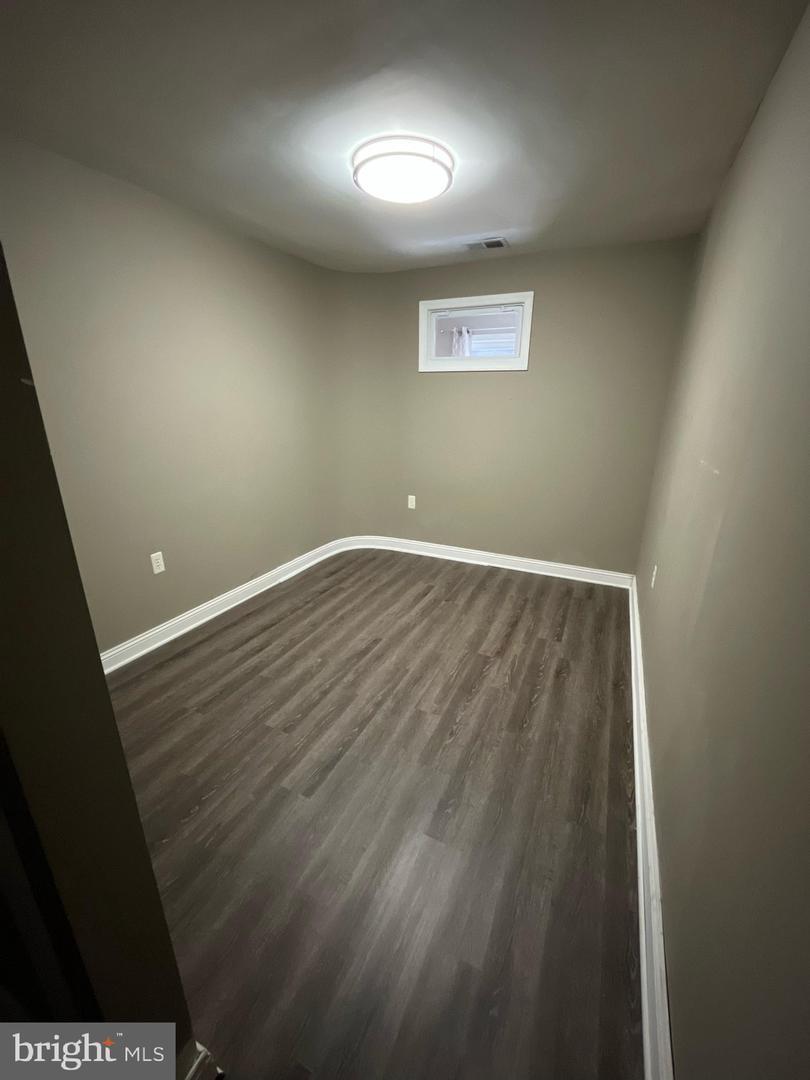Basement Den w/ walk-in closet - 3814 Usher Ct