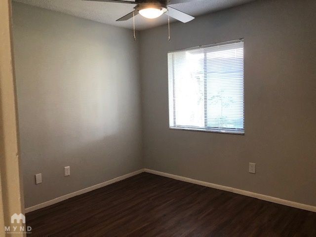 Building Photo - 1060 Huntington Ct