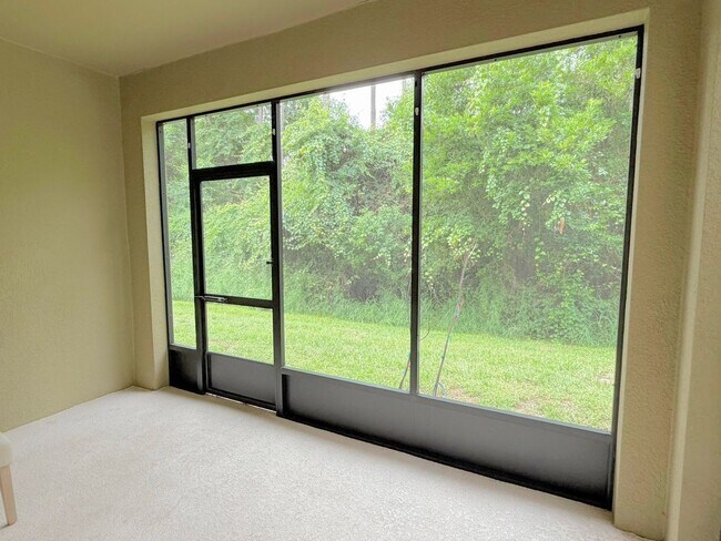 Building Photo - 1288 Pavia Dr