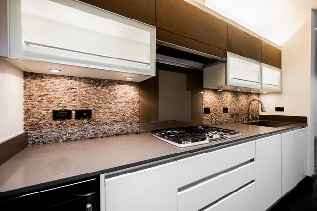 Building Photo - Waldorf Astoria Las Vegas- 1 bed .5 bath on the 39th floor!