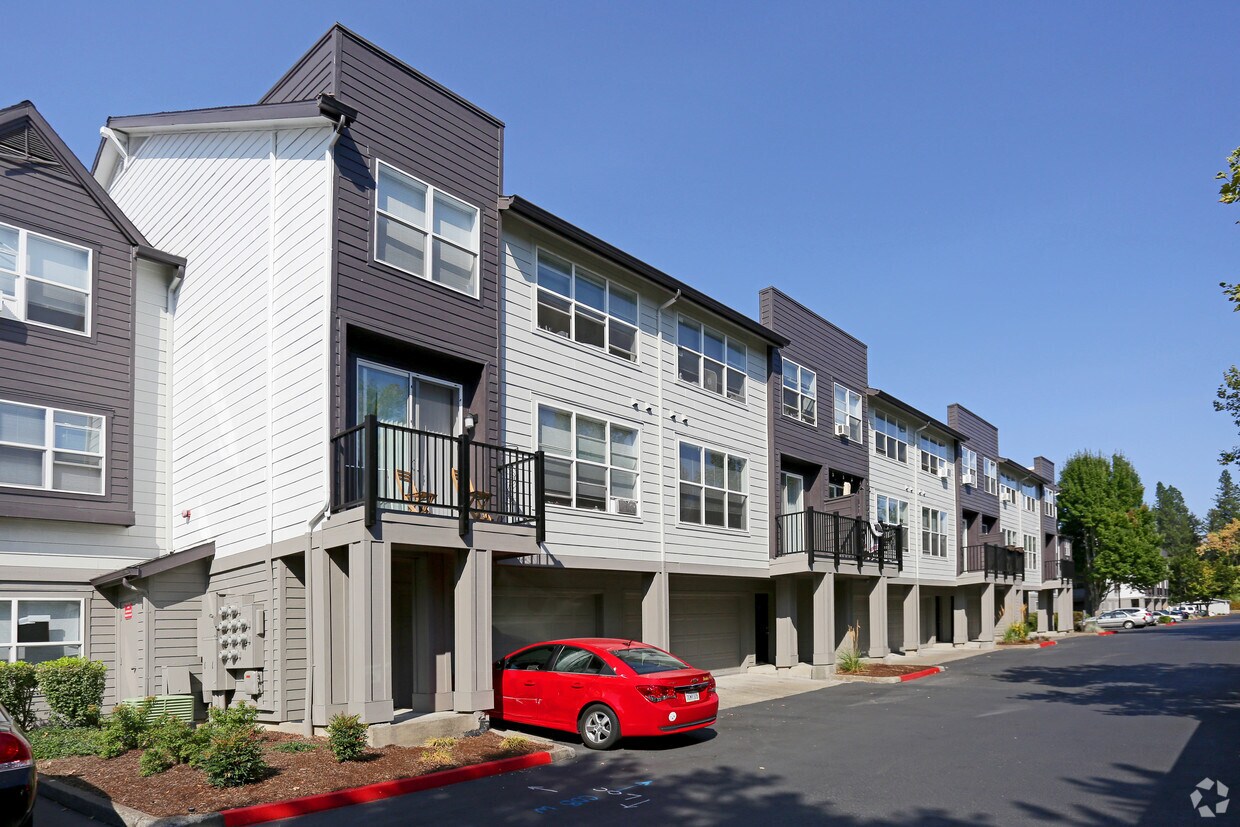 Pallas Townhomes And Apartments Beaverton Or Apartment Finder