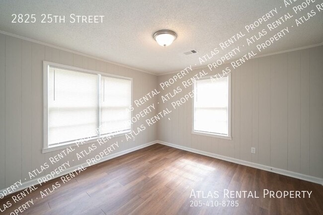 Building Photo - 2825 25th St