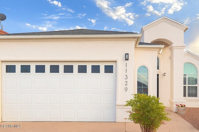 Primary Photo - 11329 Manuel Moreno Dr