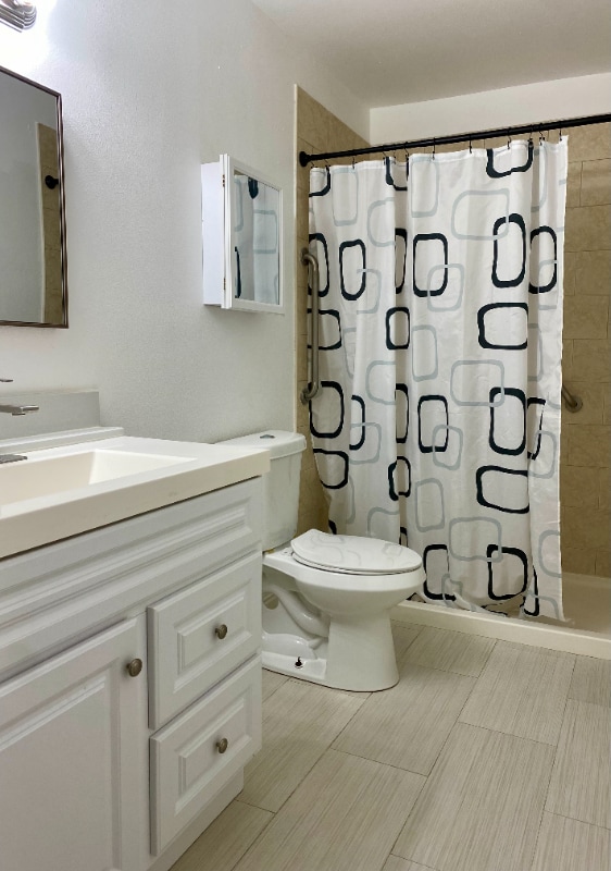 Building Photo - 1400 Gandy Blvd N