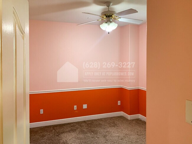 Building Photo - 2734 Macon Dr