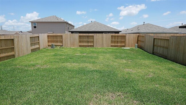 Building Photo - 26814 Feather Reed Dr