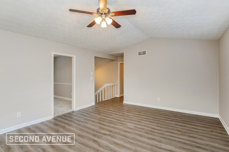 Building Photo - 6290 Silver Spur Dr