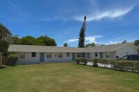 Building Photo - 125 W 17th St