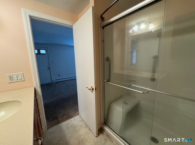 Building Photo - 25 Wawecus Hill Rd