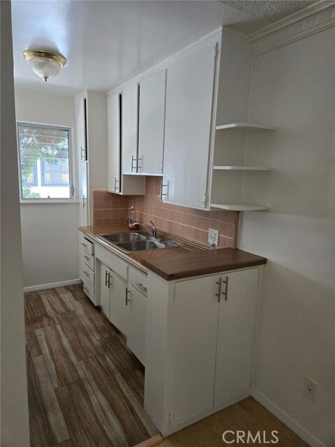 Building Photo - 1735 Winona Blvd