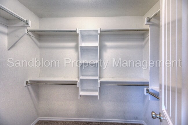 Building Photo - FOR LEASE | Jenks | Available Now!