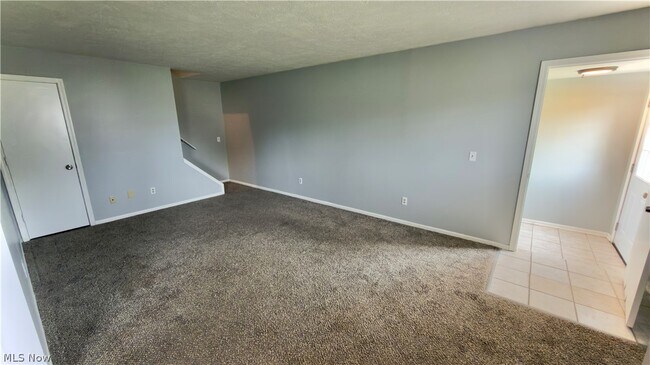 Building Photo - 229 Brunswick Dr