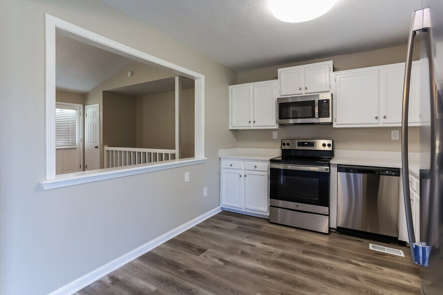 Building Photo - 3204 Plymouth Rock Dr